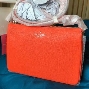 NEW 🧡Kate Spade Leila crossbody in Coral Buds